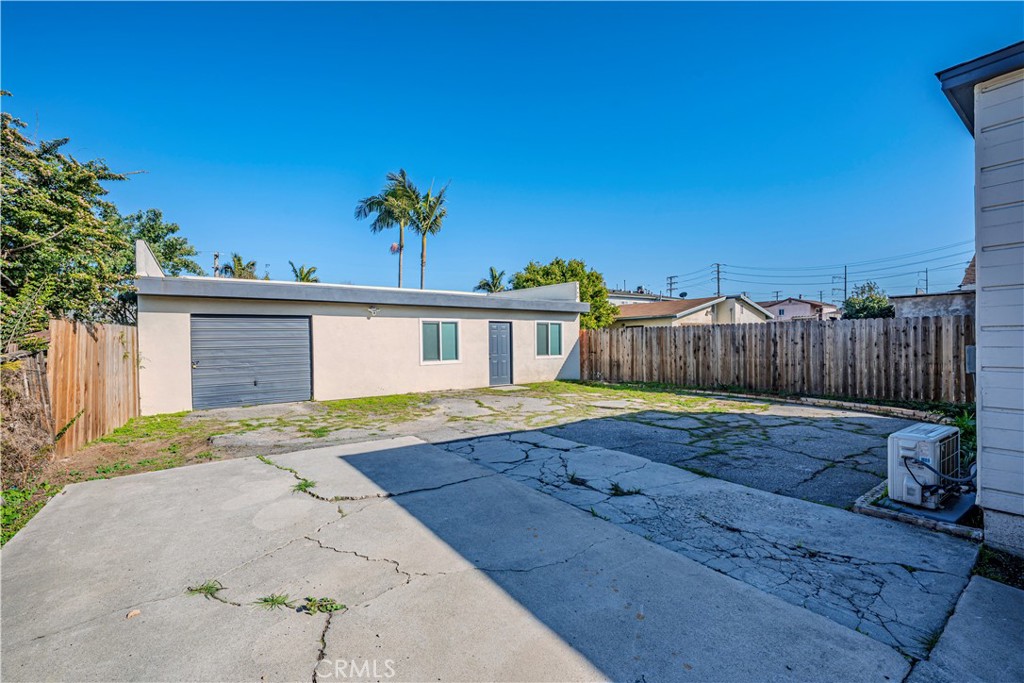 11018 S Burl Ave Property Photo 53