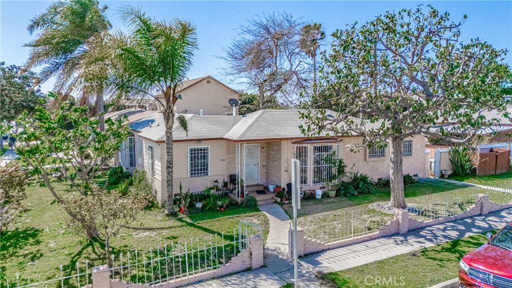 2200 W Hardy Street Property Photo