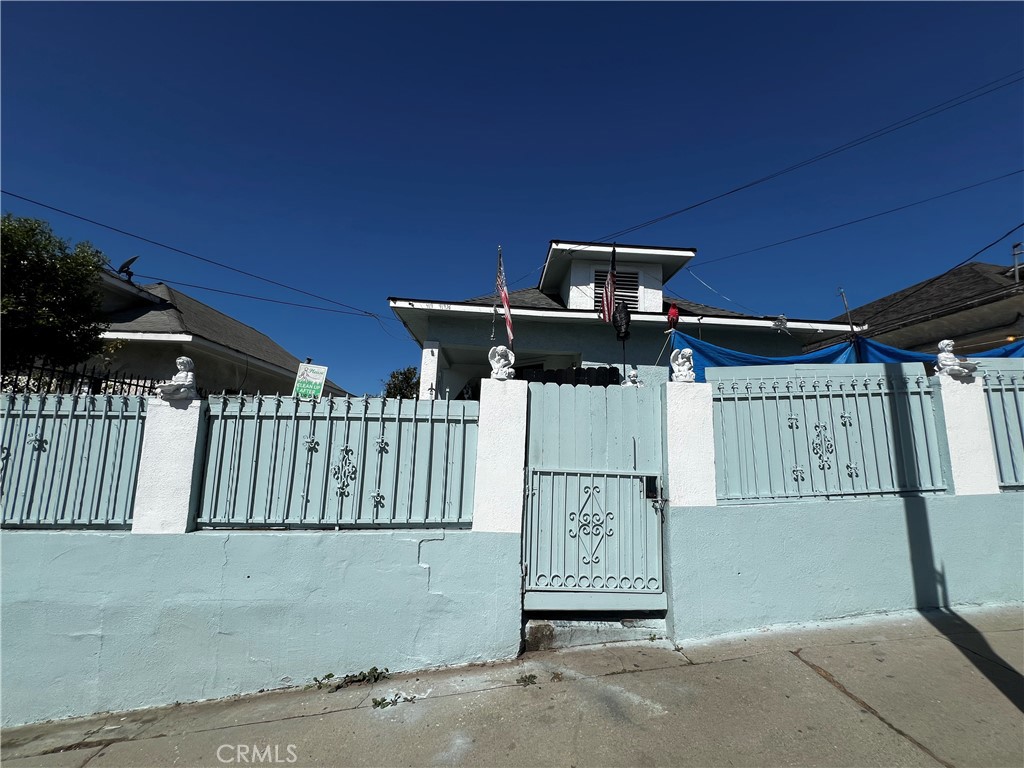 419 N Westlake Avenue Property Photo