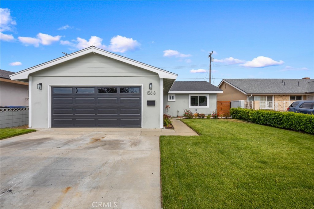 15618 S Stulman Avenue Property Photo