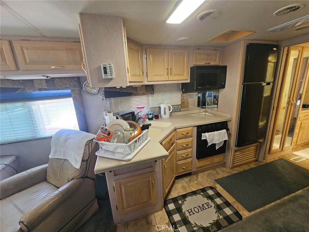 26734 Peach Street 98 Property Photo 34