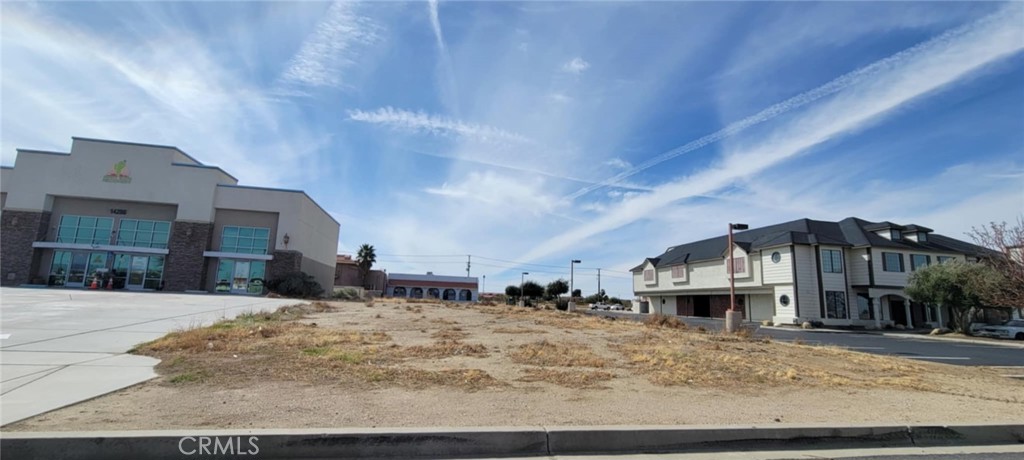 14294 California Avenue Property Photo