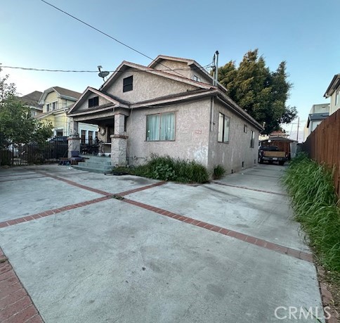 90011 Real Estate Listings Main Image