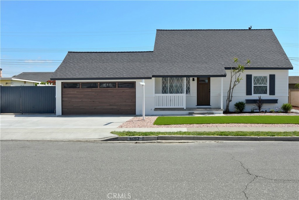 6082 Bannock Road Property Photo