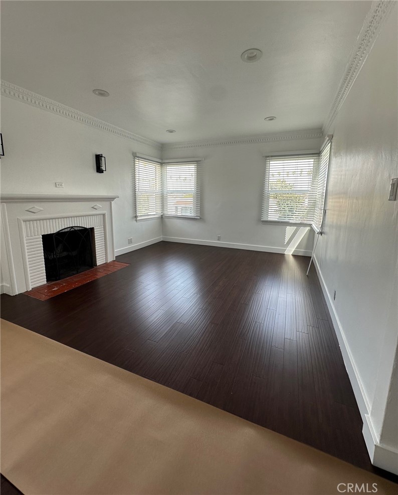1022 W 57th Street Property Photo