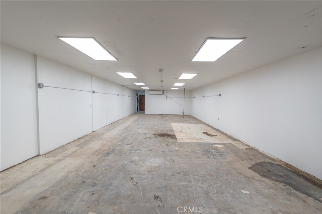 14106 Pioneer Boulevard Property Photo 4