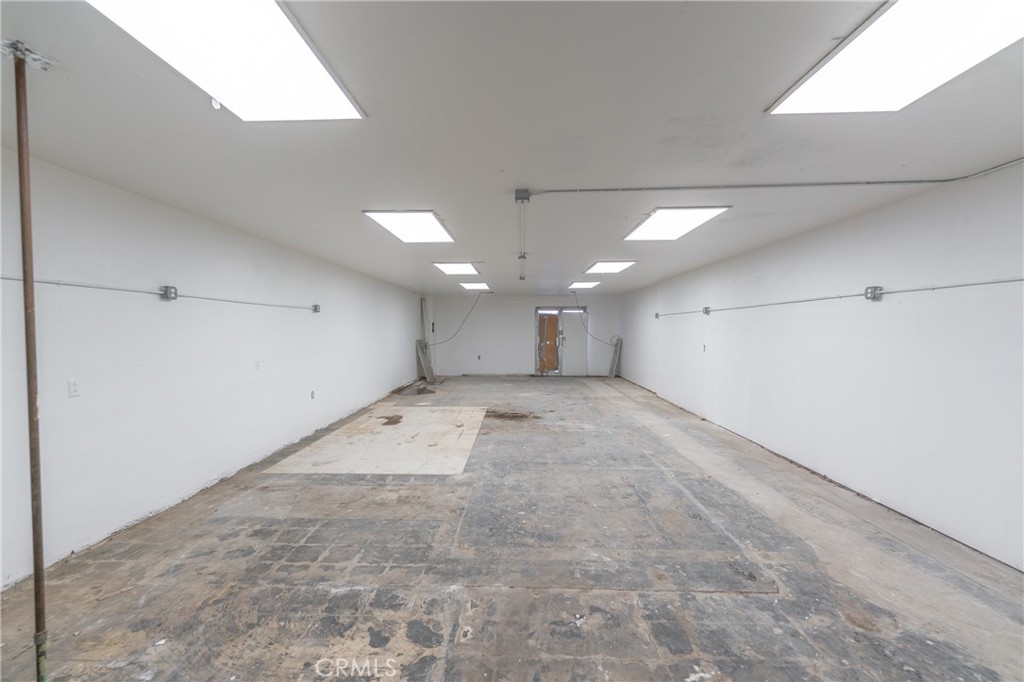 14106 Pioneer Boulevard Property Photo 6
