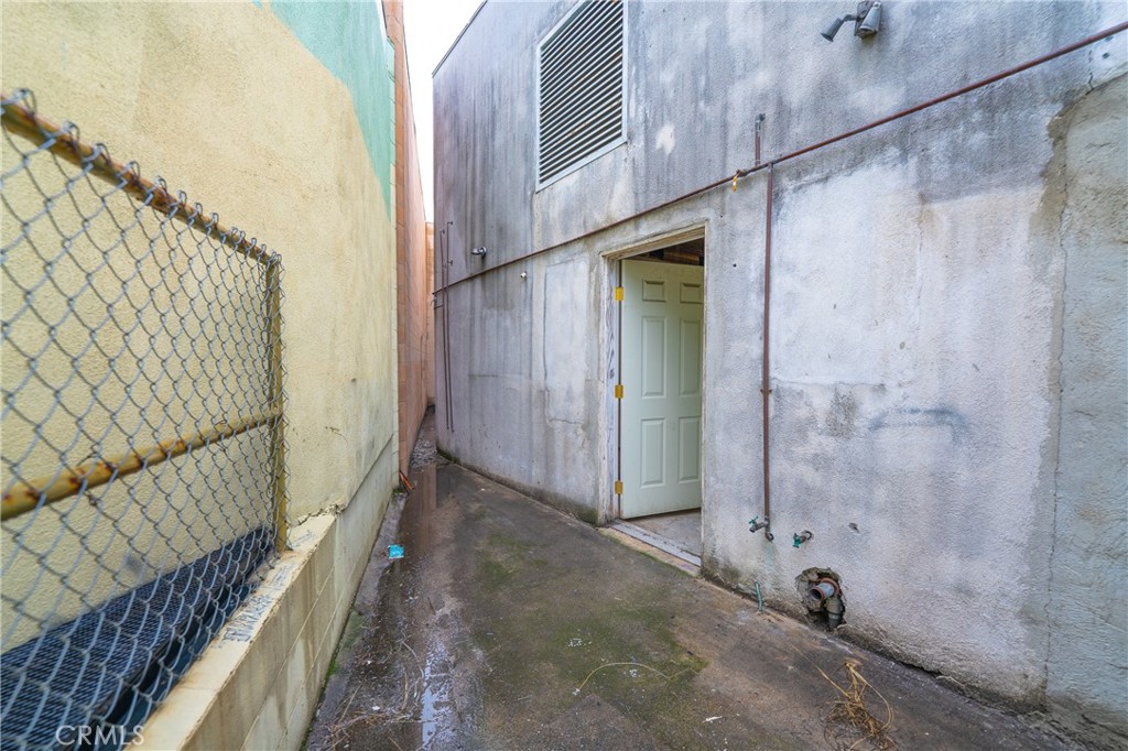 14106 Pioneer Boulevard Property Photo 27