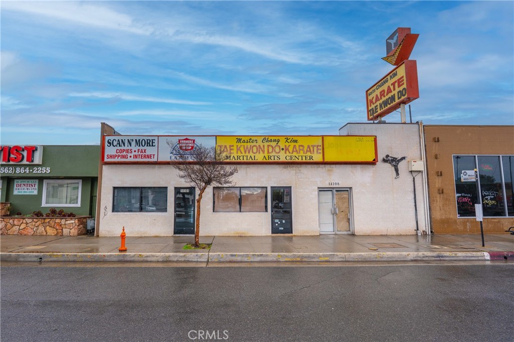 14106 Pioneer Boulevard Property Photo 30