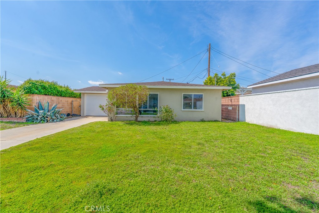 12817 Fairford Avenue Property Photo