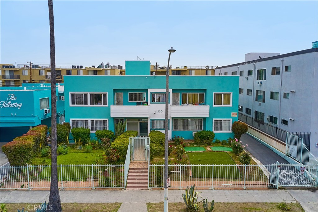 90020 Real Estate Listings Main Image