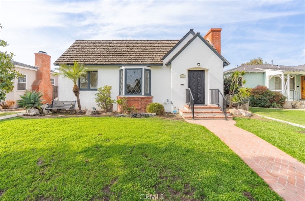 3627 Gardenia Avenue Property Photo