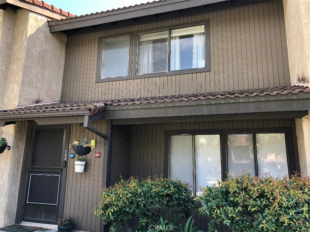 193 S Hollenbeck Avenue Property Photo 1
