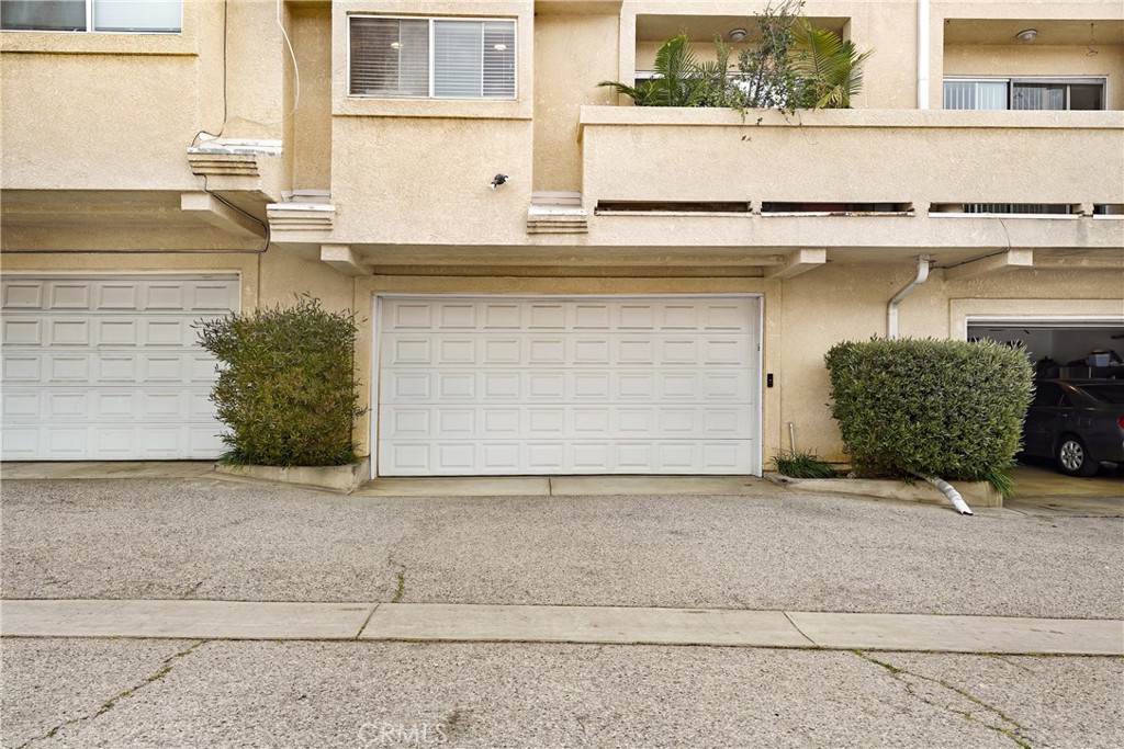 13580 Foothill Boulevard 6 Property Photo