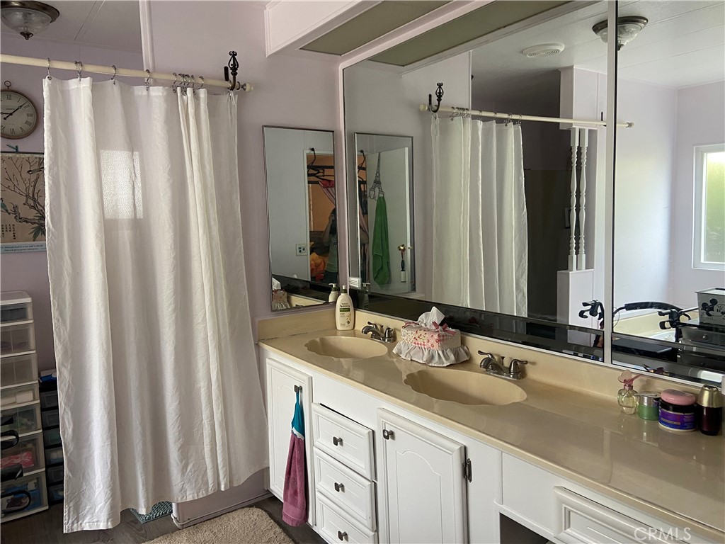 1919 West Coronet Ave 203 Property Photo 11