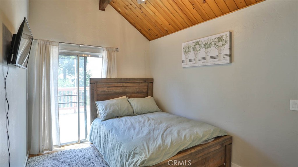 32905 Chipmunk Lane Property Photo 10