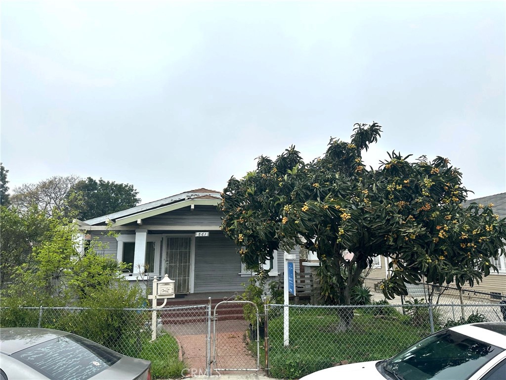 861 Alamitos Ave Property Photo