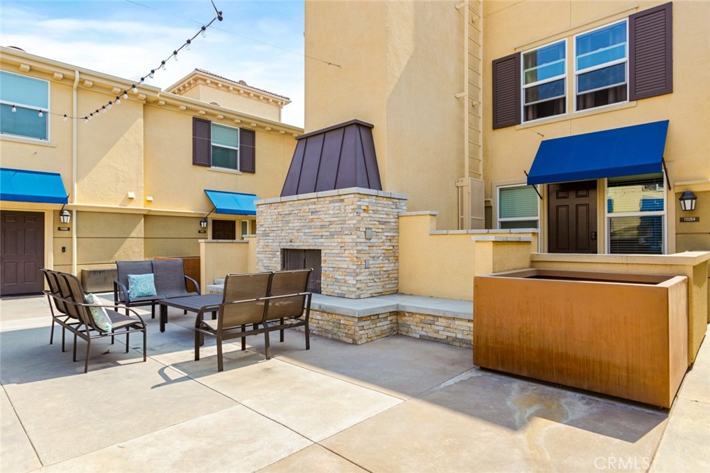 10264 Artesia Boulevard Property Photo 1
