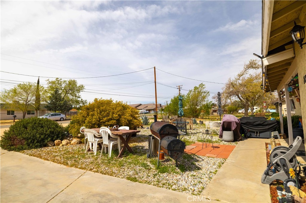 18774 Juniper Street Property Photo 3