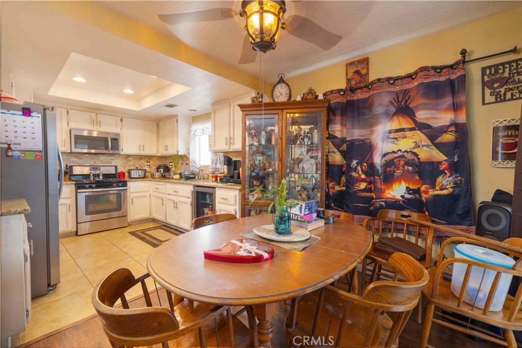 18774 Juniper Street Property Photo 6