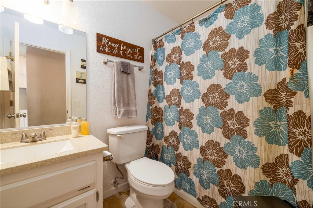 18774 Juniper Street Property Photo 15