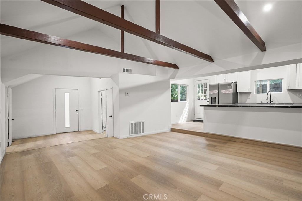 23817 Crest Forest Drive Property Photo 6