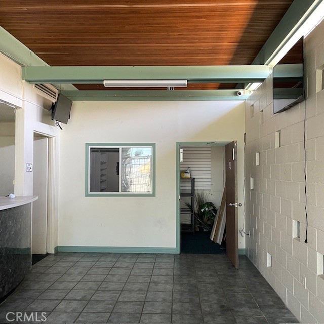 3030 Ball Rd W A Property Photo 4
