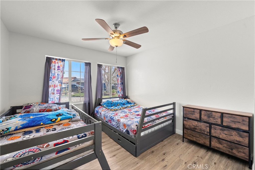 18414 Thomas Court Property Photo 19