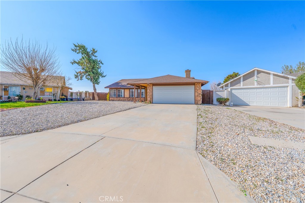 18414 Thomas Court Property Photo 26