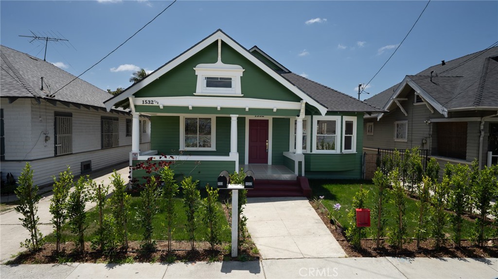 1532 W 22nd Street Property Photo 1