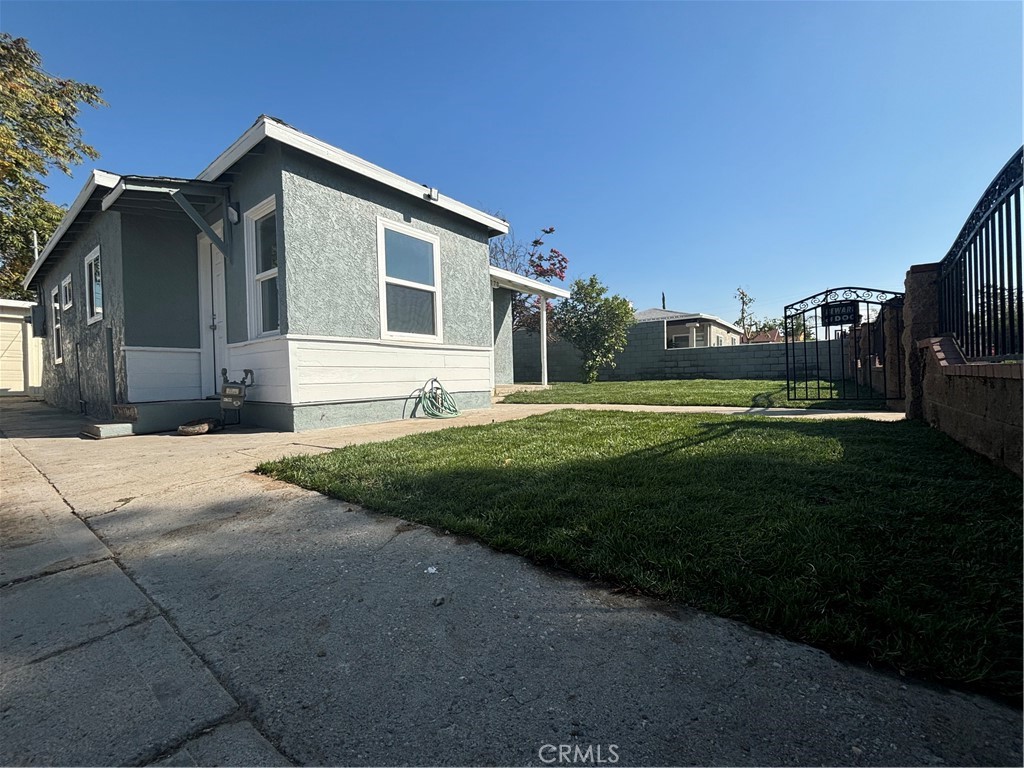 25170 Elmo Drive Property Photo 2