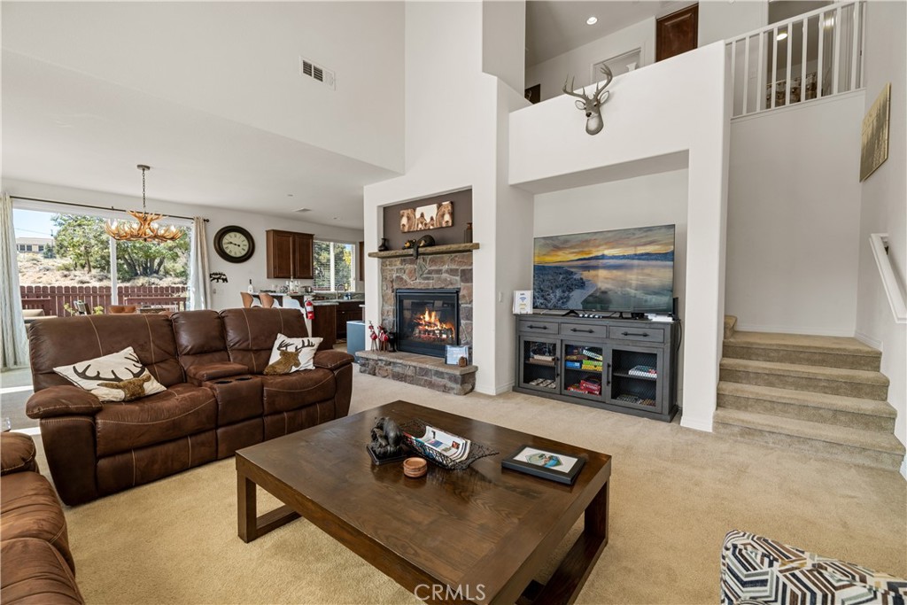 341 Maple Ridge Drive Property Photo 12