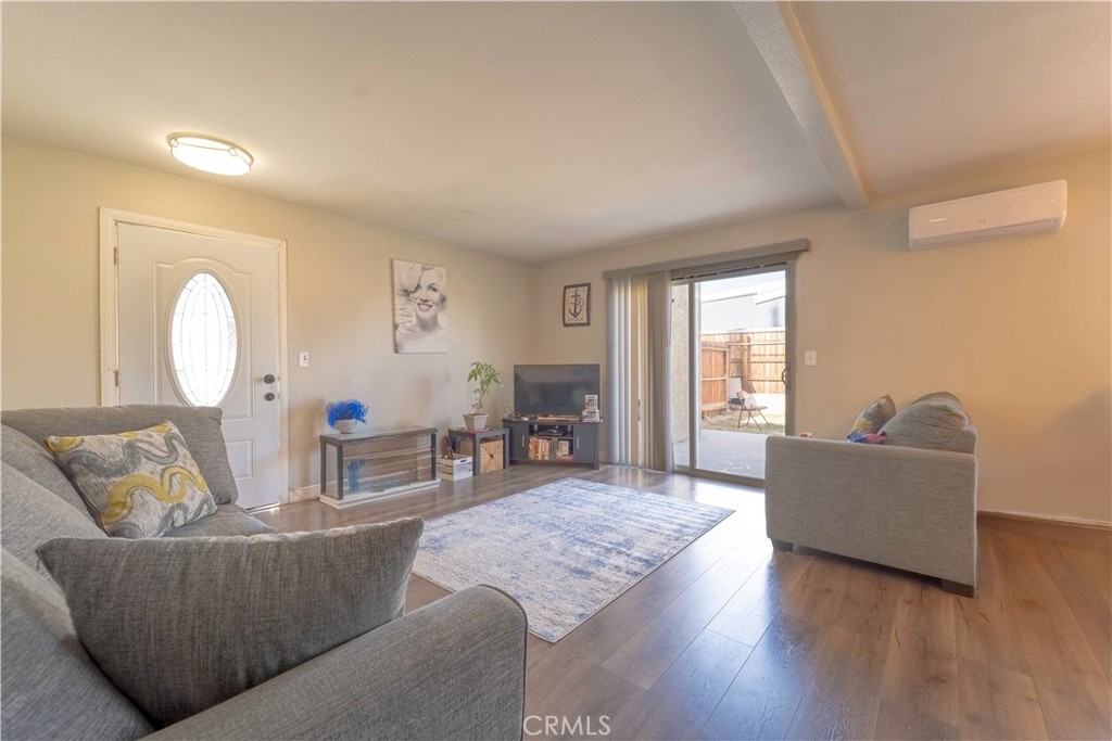 16246 Pine Street Property Photo 18