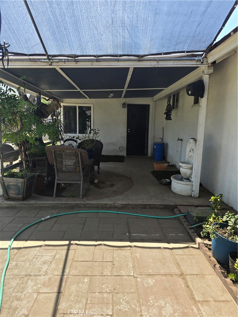 1861 N Lilac Avenue Property Photo 10