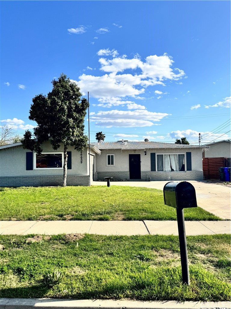 26659 6th St Property Photo 1