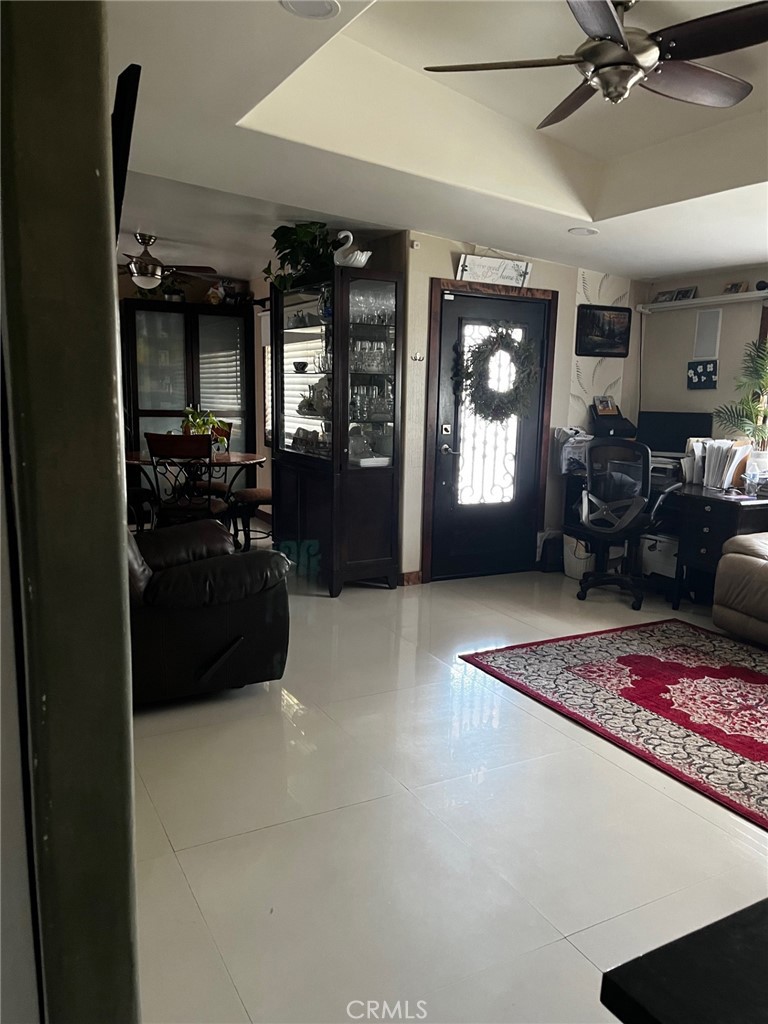 9275 Tangerine Avenue Property Photo 18
