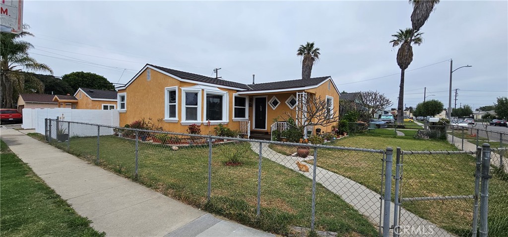 4301 Brewster Avenue Property Photo 1