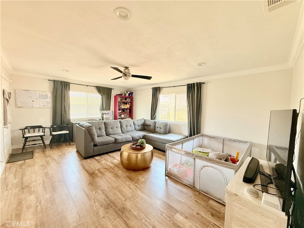 4209 N Magnolia Drive Property Photo 4