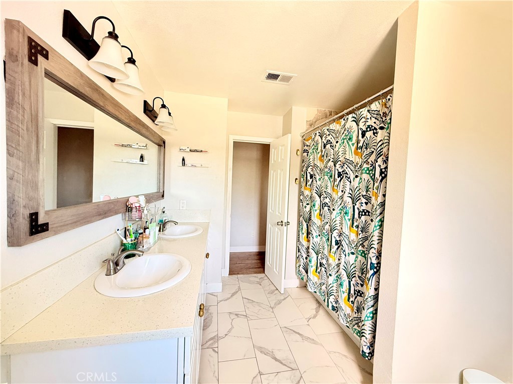 4209 N Magnolia Drive Property Photo 10