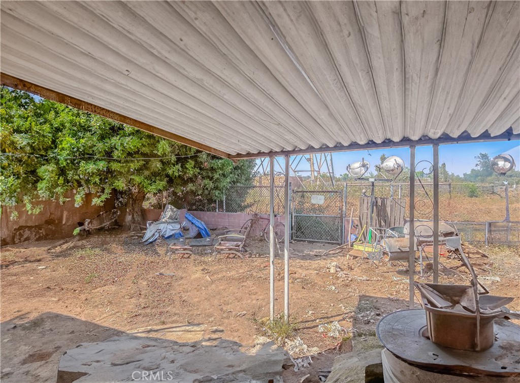 6725 Pioneer Boulevard Property Photo 14