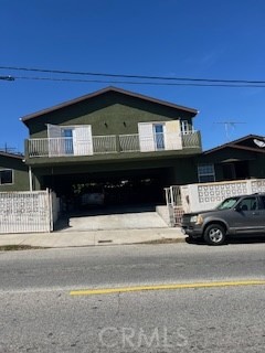 586 W 1st Street Property Photo 1