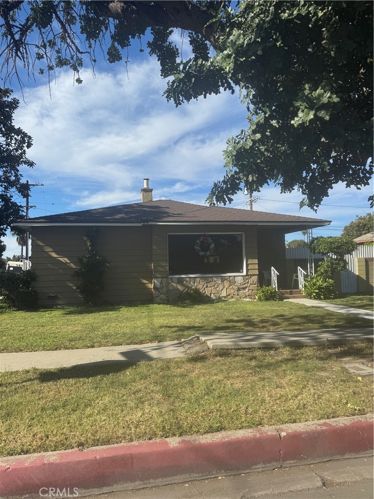 1301 E 106th Street Property Photo 1