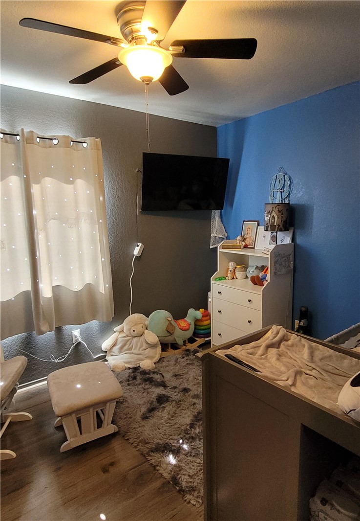 17072 Fern Street Property Photo 17