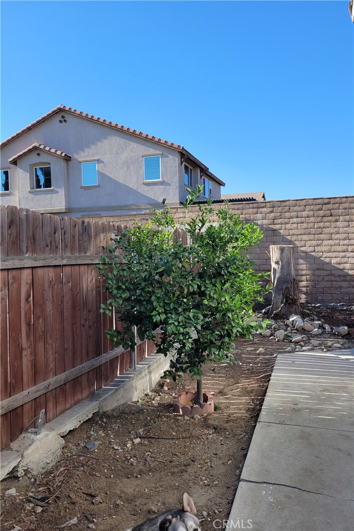 17072 Fern Street Property Photo 18