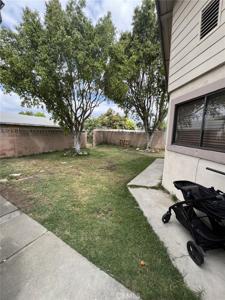 9850 Cypress Avenue Property Photo 8