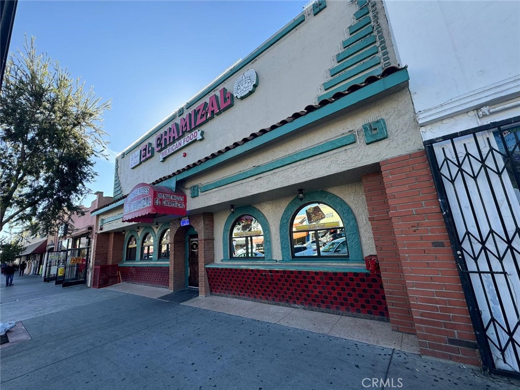 7111 Pacific Boulevard Property Photo 2