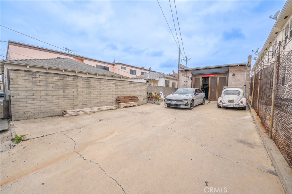 5956 West Boulevard Property Photo 28