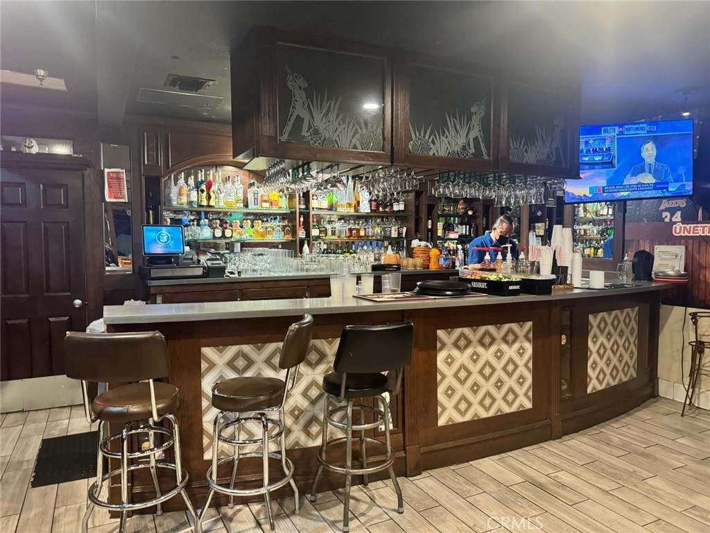 7111 Pacific Boulevard Property Photo 2