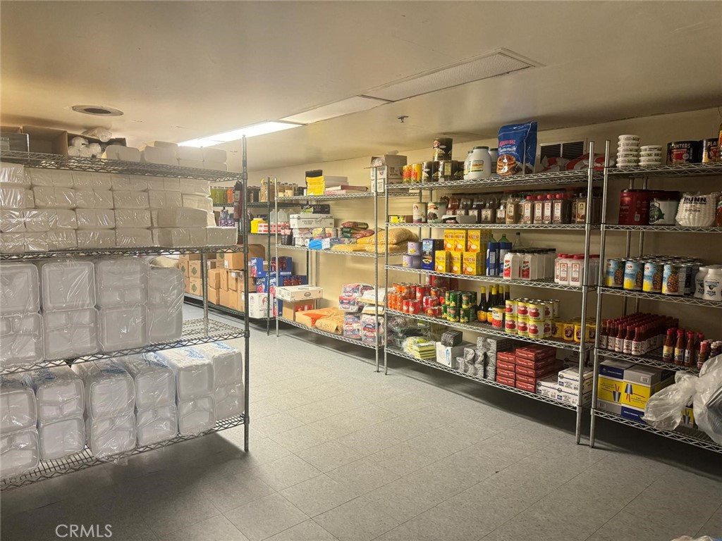 7111 Pacific Boulevard Property Photo 20