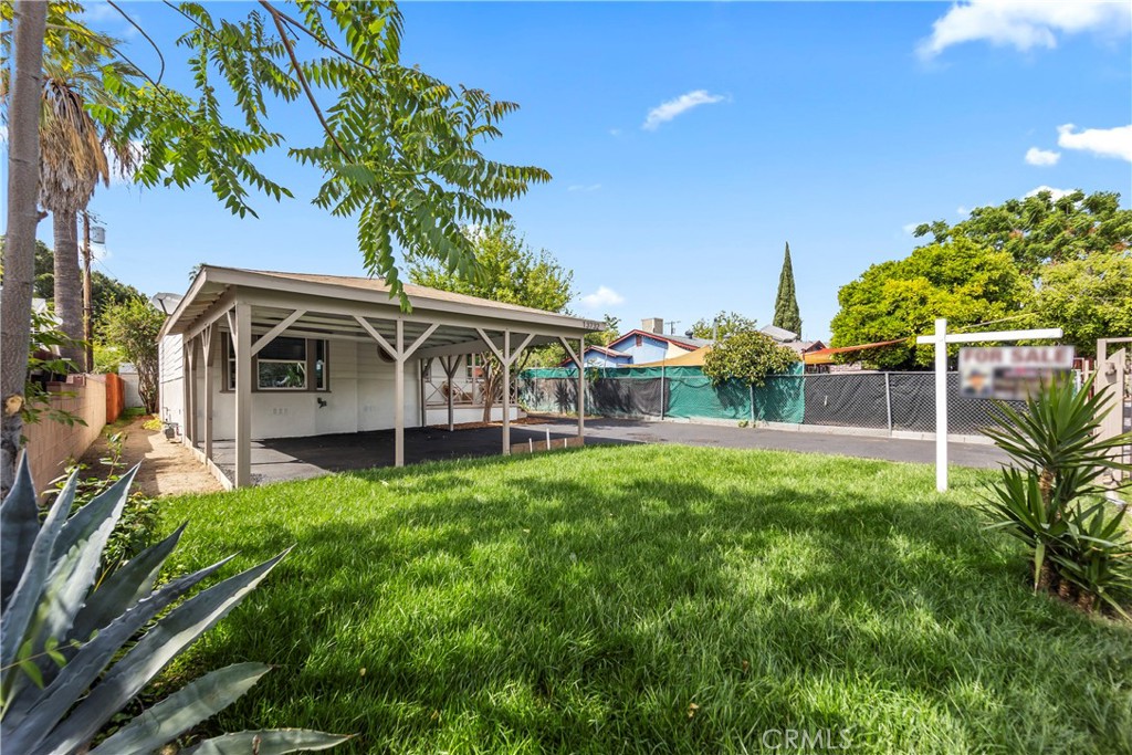 13723 Pinney Street Property Photo 1